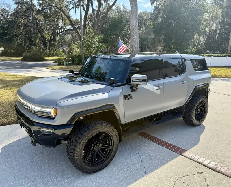 GMC Hummer EV